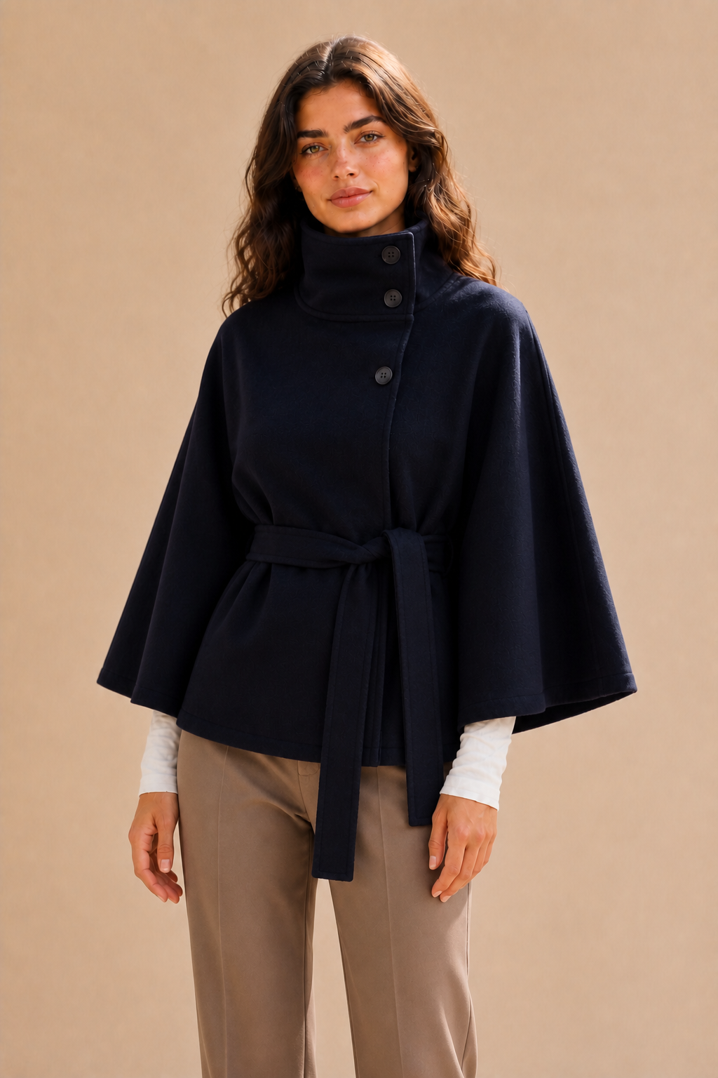 Kaste | Elegantti viittatakki