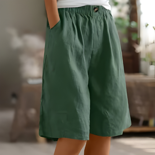 Elina | Kevyet elegantit shortsit