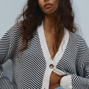 Ombretta | Cardigan a chevron con bottoni a contrasto