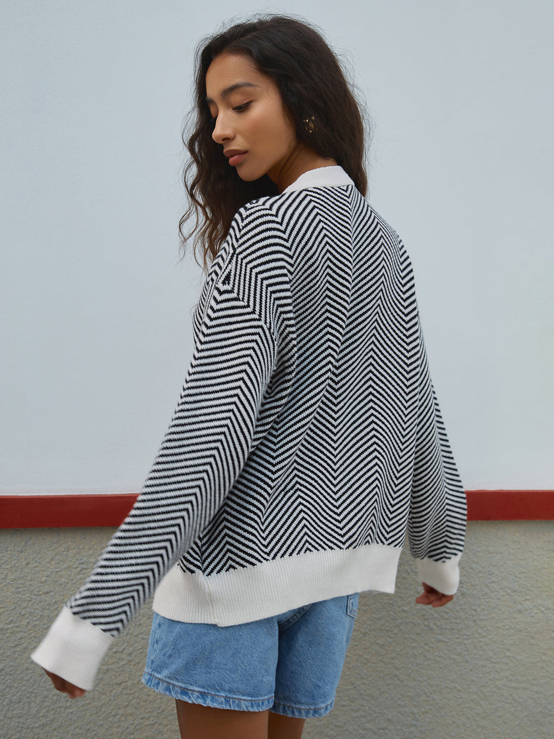 Ombretta | Cardigan a chevron con bottoni a contrasto