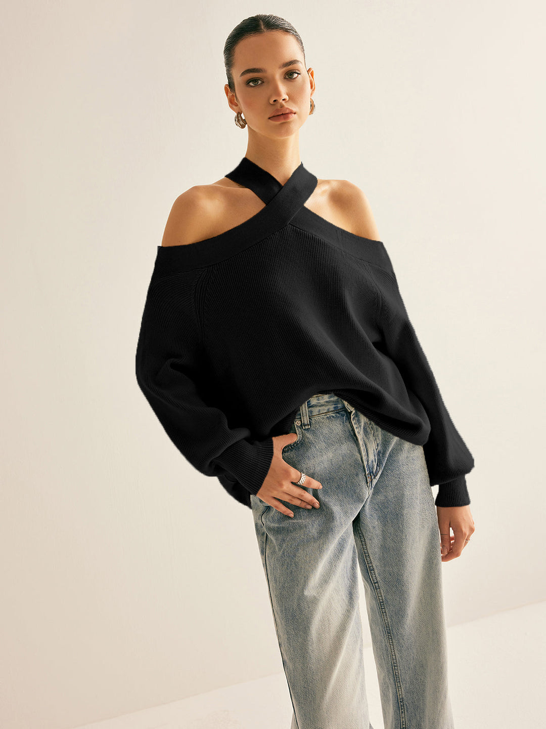 Marina | Suéter con cuello cruzado y hombros descubiertos