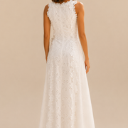 Della | Elegantti kirjailtu maxi-mekko
