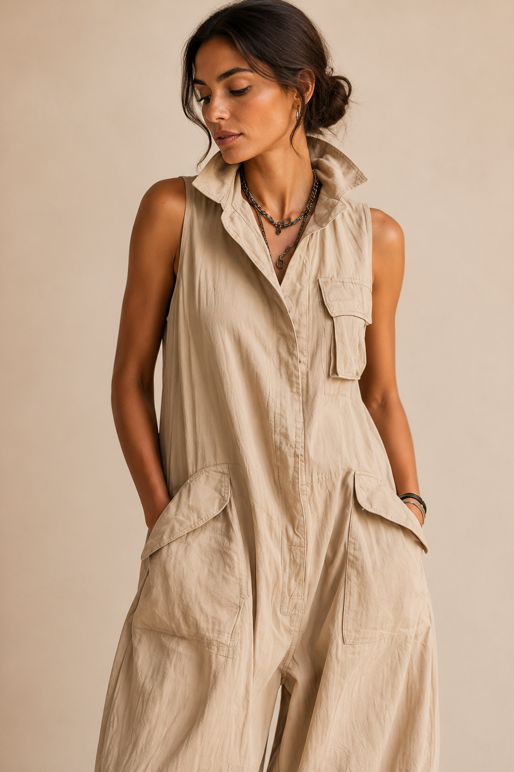 Noora | Rento utility-haalari
