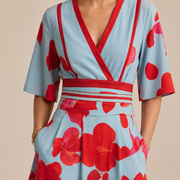 Valentina | Tyylikäs pitkä mekko syvällä kaula-aukolla