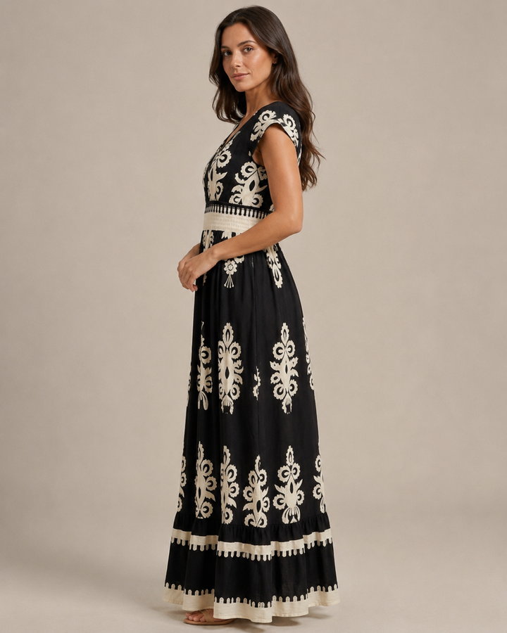 Candela | Baroque-tyylinen maksimekko V-pääntiellä
