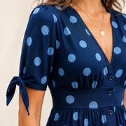 Valentina™ | Moderni pilkkumekko