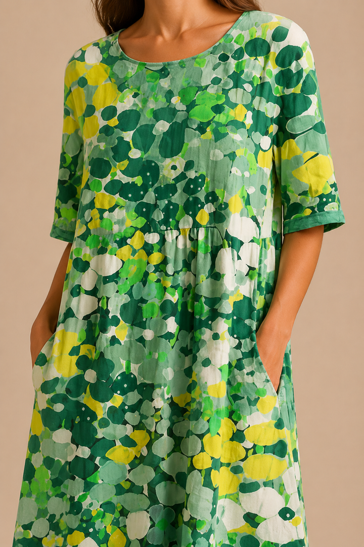 Flora | Pehmeä kukkainen midi-mekko