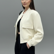 Women’s Jacket with Button Closure and Elasticated Hem