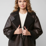 Women’s Jacket with Notched Lapel and Button Fastening