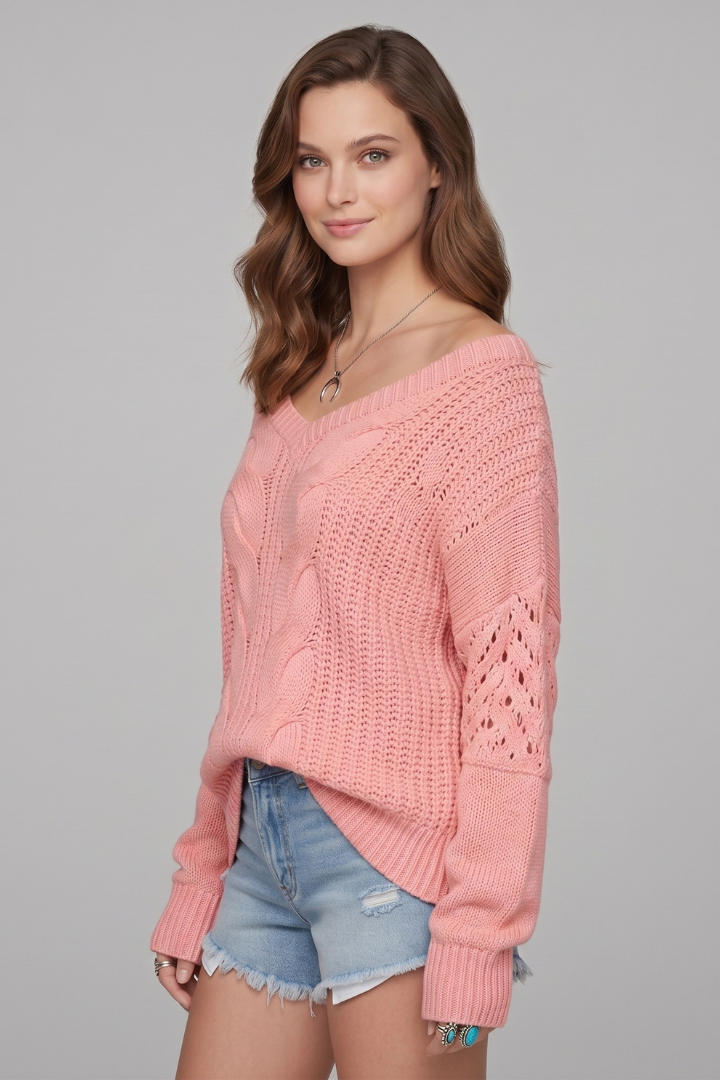 Women’s Oversized Sweater with Long Sleeves and Ribbed Cuffs