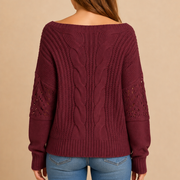 Women’s Oversized Sweater with Long Sleeves and Ribbed Cuffs