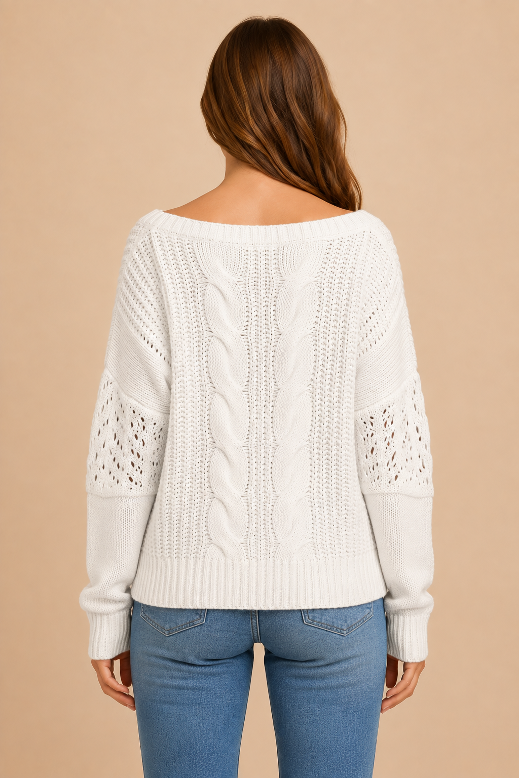 Women’s Oversized Sweater with Long Sleeves and Ribbed Cuffs