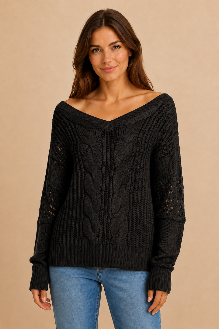 Women’s Oversized Sweater with Long Sleeves and Ribbed Cuffs