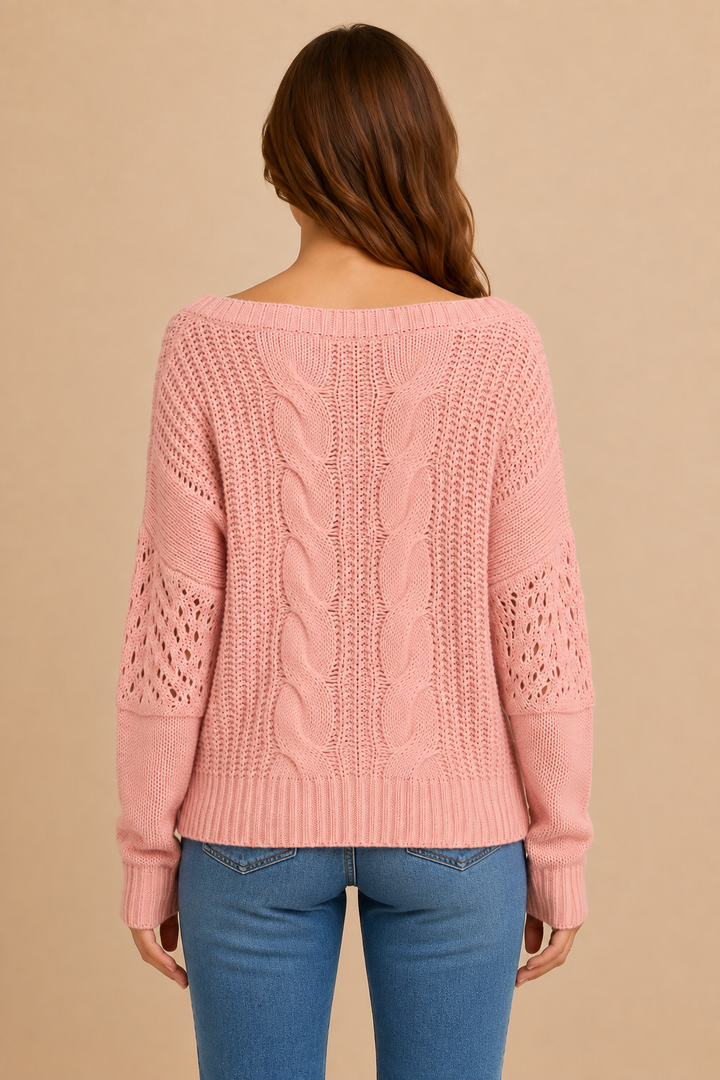 Women’s Oversized Sweater with Long Sleeves and Ribbed Cuffs