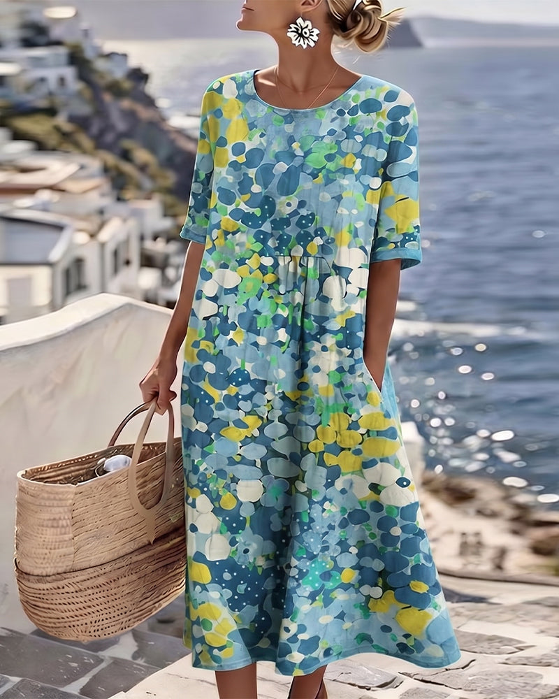Flora | Pehmeäkuosinen kukkamekko