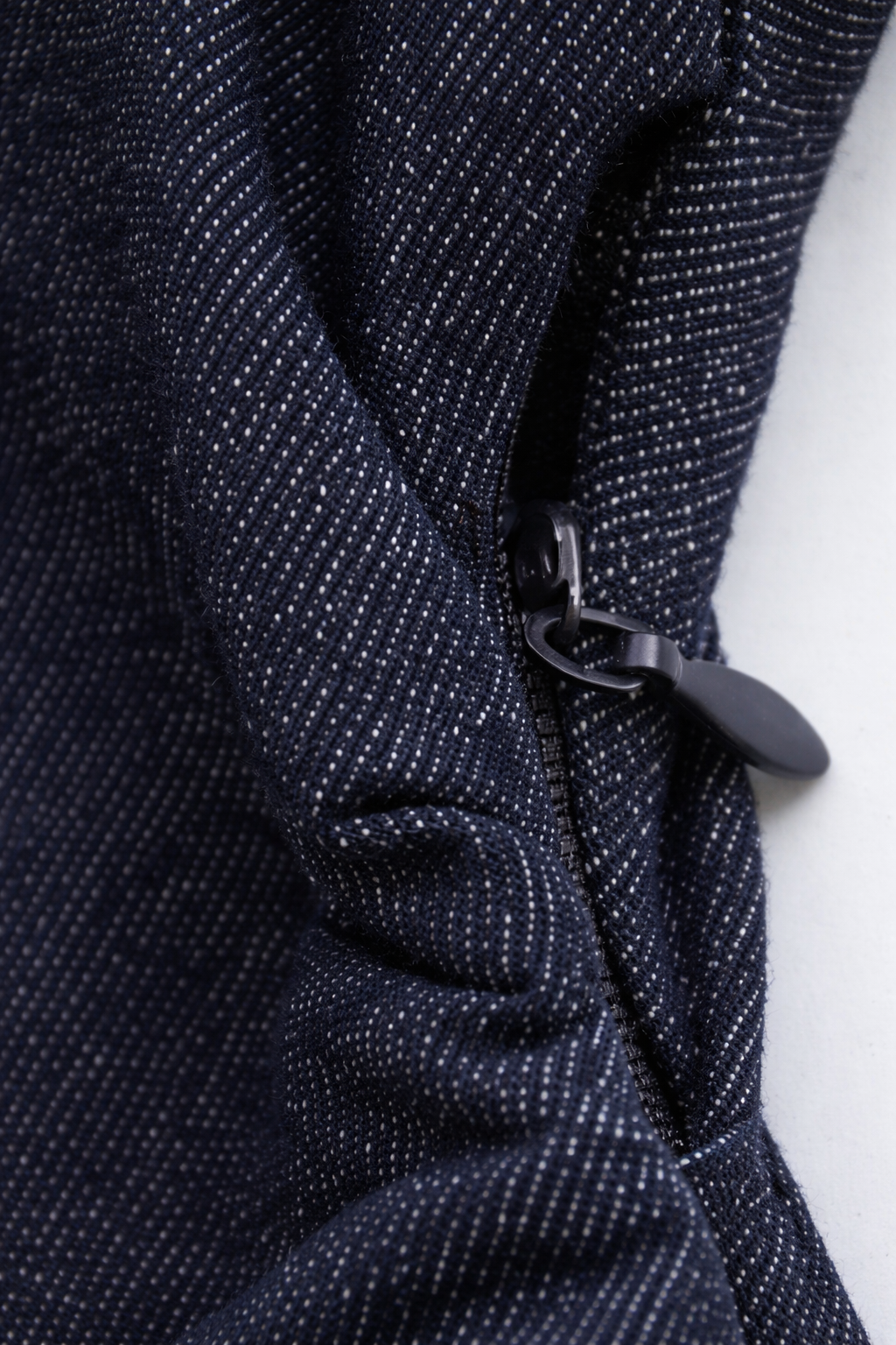 Denim | Napitettu midimekko