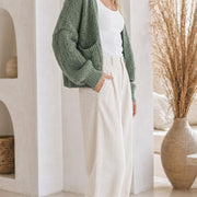 Mira | Rentouttava neulecardigan