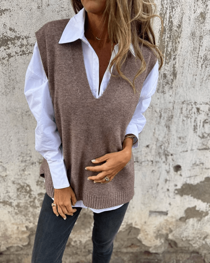 Violaine | Neulottu hihaton neuletakki